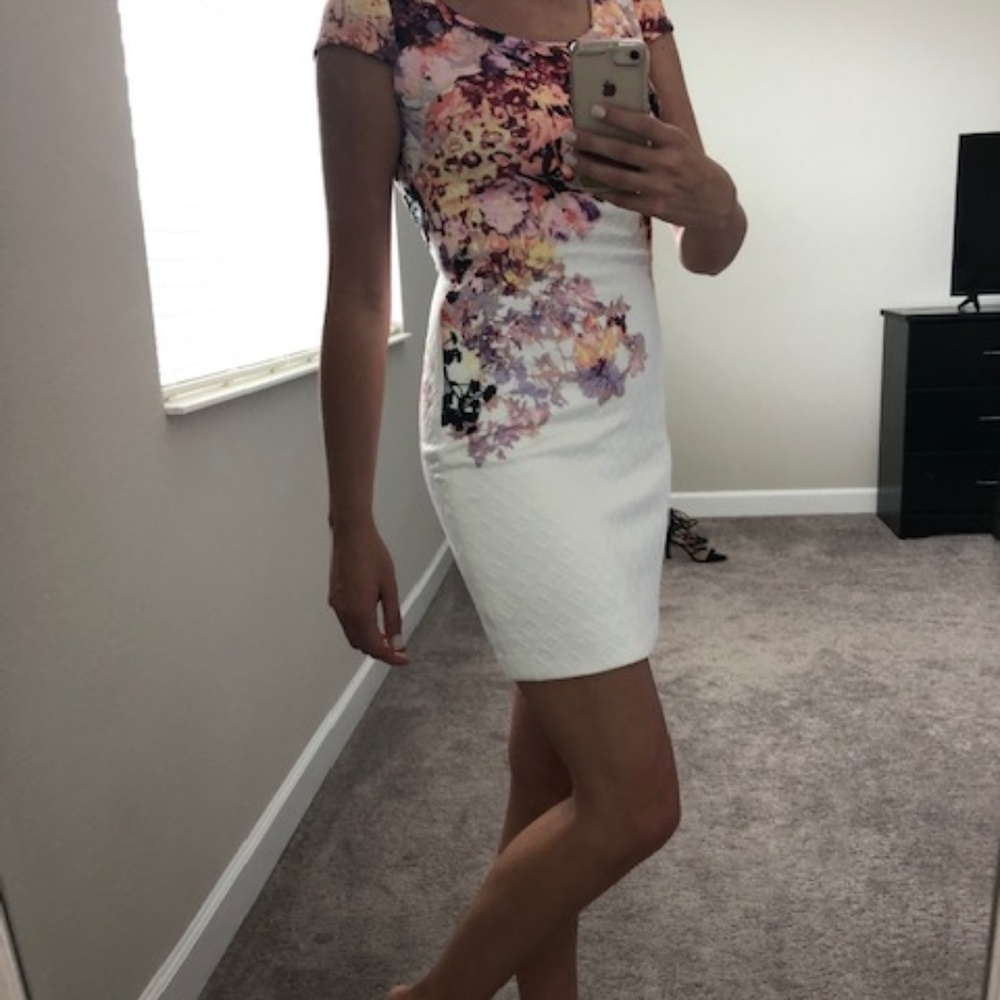Dress - Picture 2 of 2